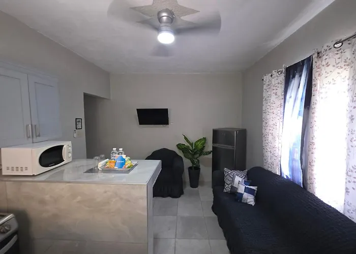 Majorvilla At West Village Apartamento Montego Bay